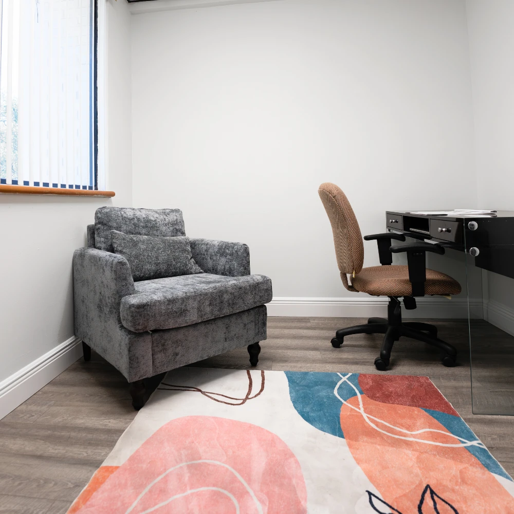 An office where a therapist and patient work together in A New Way's Intensive Outpatient Program (IOP)